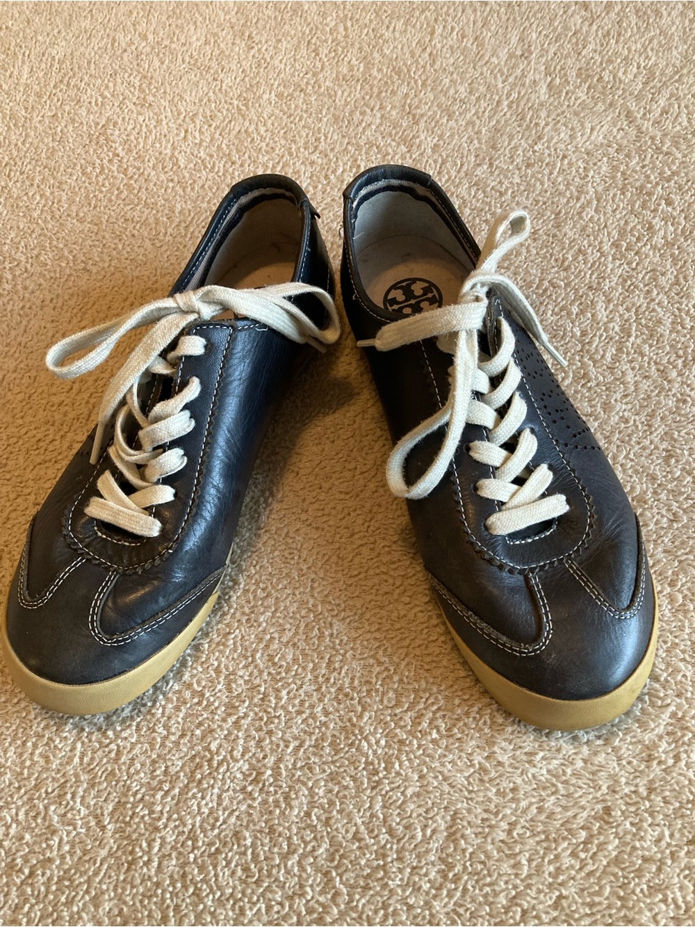 Tory Burch Murphey Navy Blue Leather Low-Top Sneakers with Cream Laces